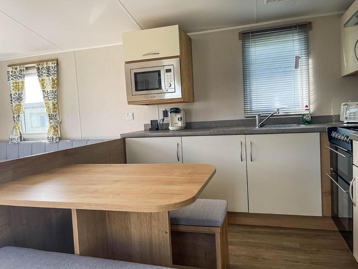 Hotel Lovely 8 Berth Caravan For Hire At Barmston Beach Holiday Park Ref 62002O Lund Exterior foto